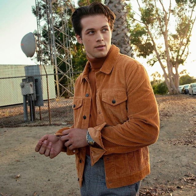 Leo Howard Biography, Age, Height, Family, Girlfriend & Net Worth 2
