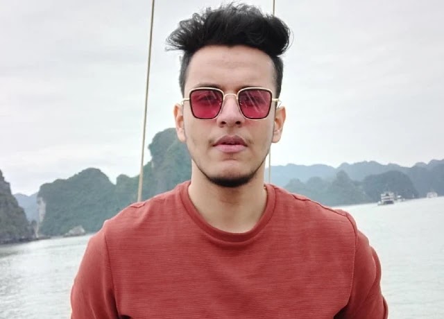 Nischay Malhan (Triggered Insaan) Wiki, Bio, Age, GF, Family & More