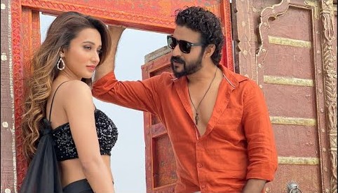 Tui R Ami Lyrics ( তুই আর আমি ) - Taposh