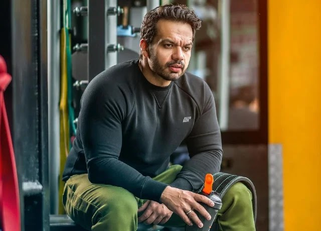 Gaurav Taneja (Flying Beast) Wiki, Bio, Age, Pilot, Family & More