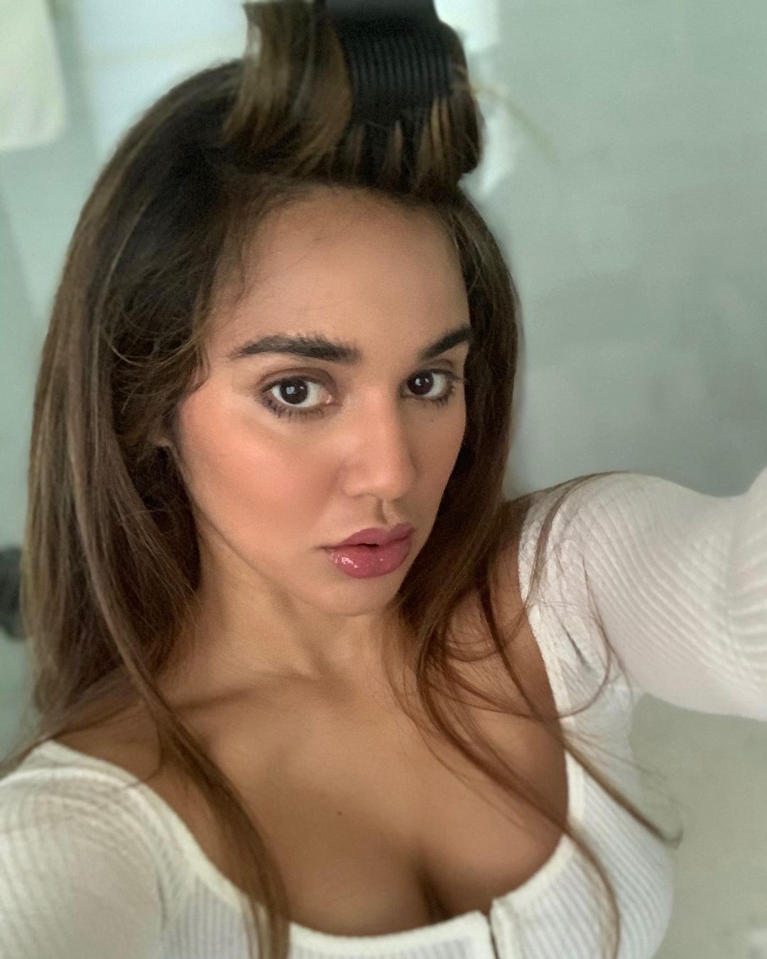 Summer Bishil Biography, Age, Height, Family, Boyfriend & Net Worth 2